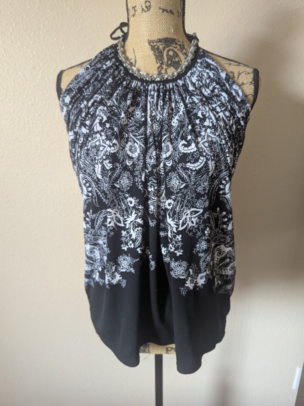 2 Women's White House Black Market Tops!